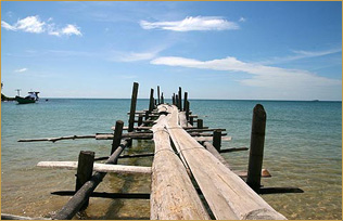 Lazy Beach Bungalows